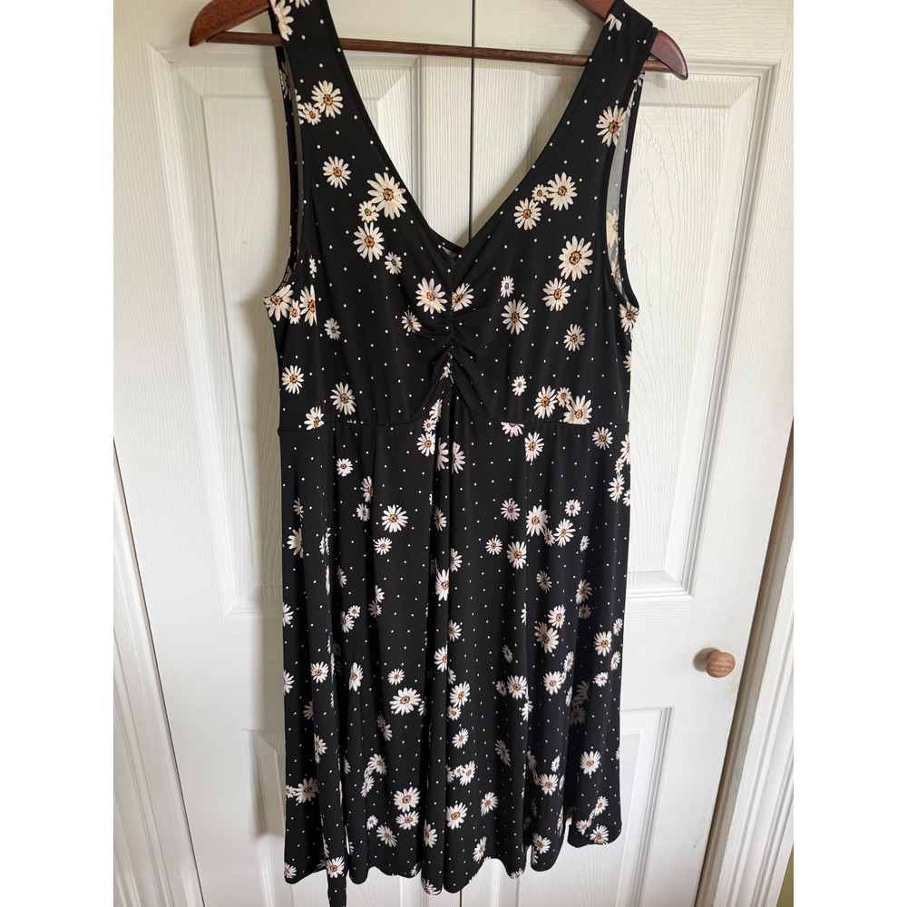 Torrid Black Daisy Polka Dot Sleeveless Skater Dress Womens 1 Plus Sunflower - Picture 11 of 11